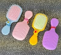 OSAGA Щетка детская  (цвета в ассорт.)